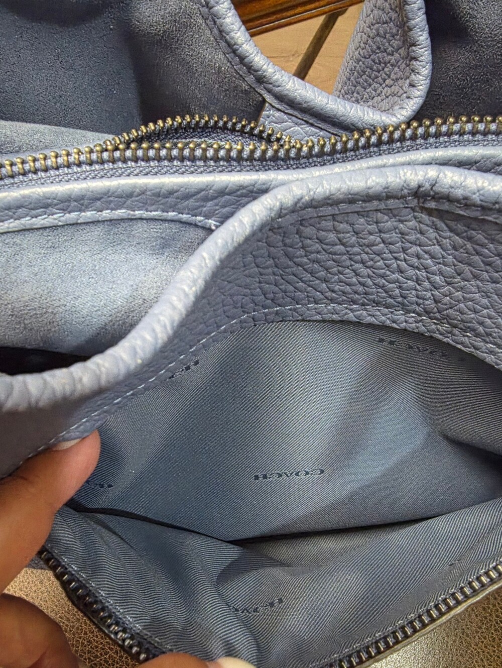 Coach Lori Pebbled Leather Shoulder Bag EUC - Picture 14 of 14